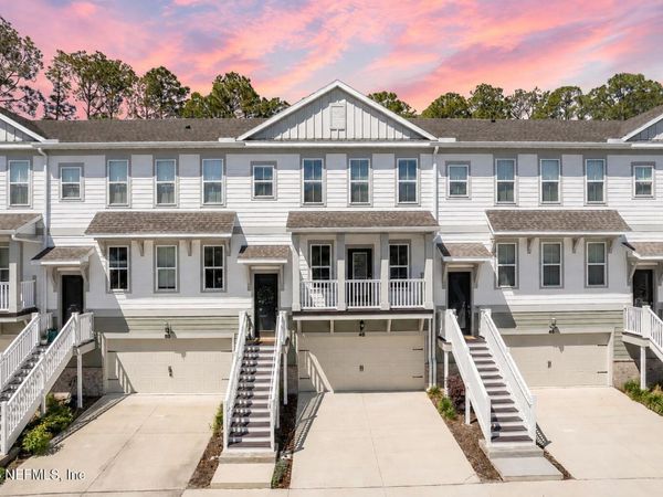 48 FALLING WATER Court, Ponte Vedra, FL 32081