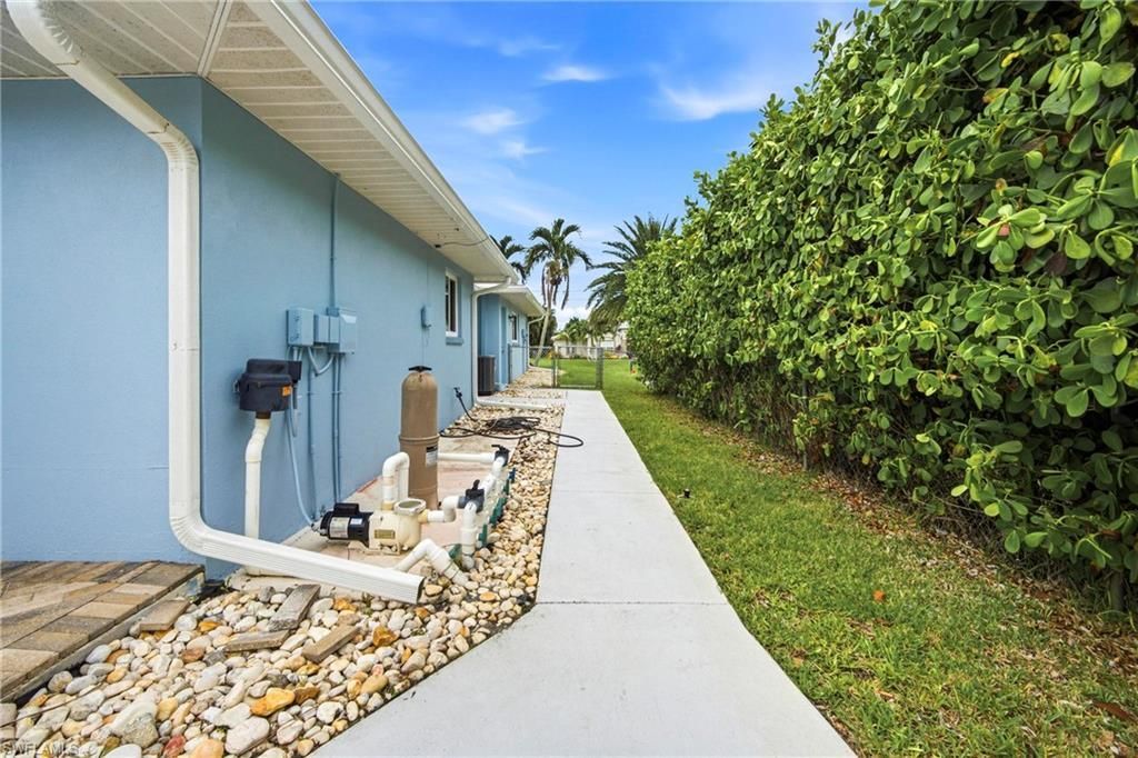 1409 SW 43rd Ter , Cape Coral, FL 33914 Photo
