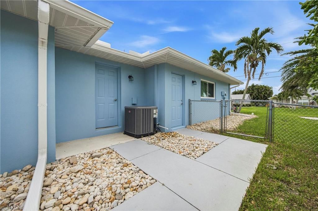 1409 SW 43rd Ter , Cape Coral, FL 33914 Photo