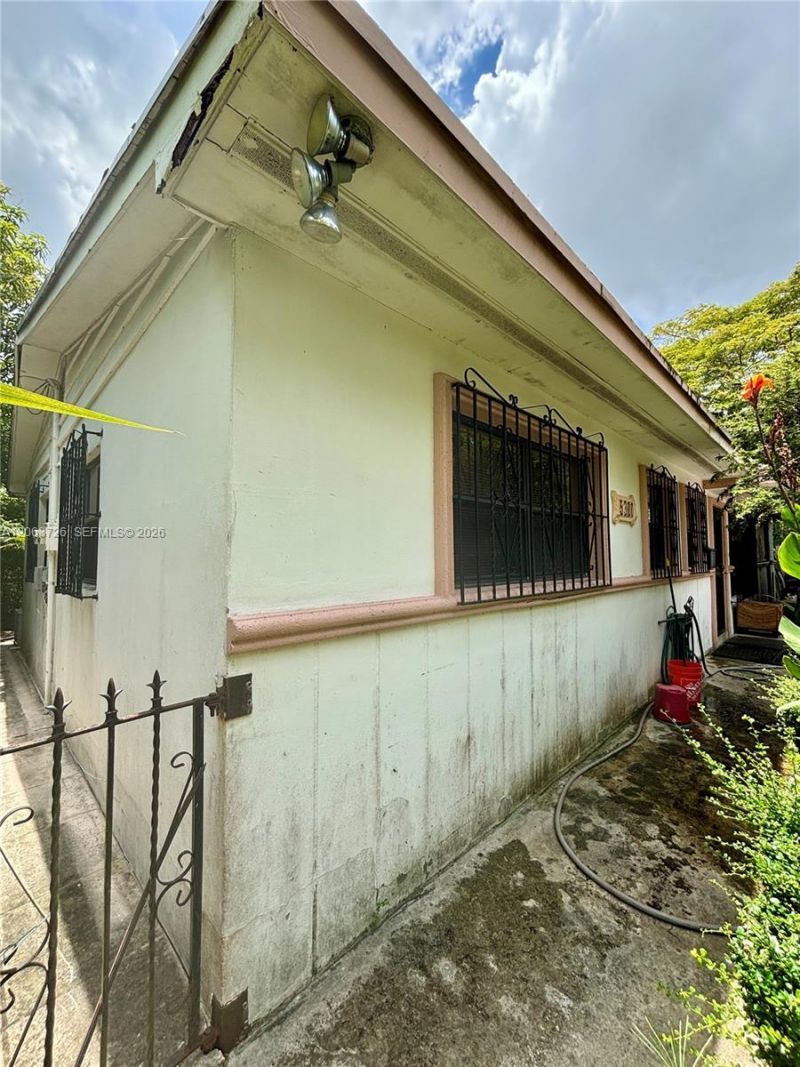 5300 SW 103rd Pl, Miami, FL 33165 Photo