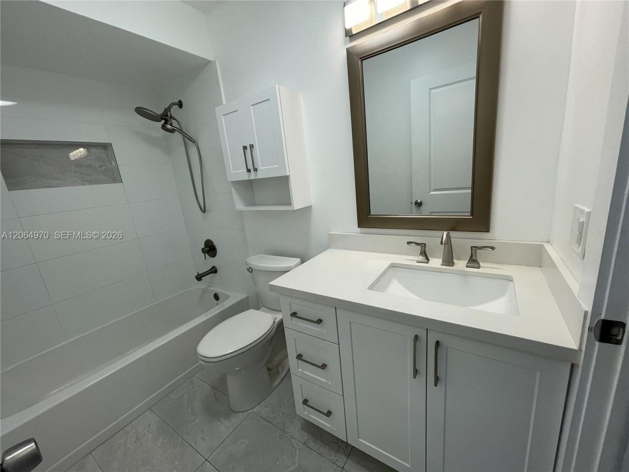 905 NW 82nd Ave, Unit 111-B, Miami, FL 33126 Photo