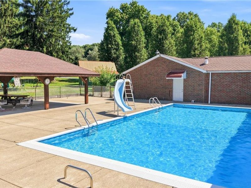 7073 Stewart Sharon Road, Hubbard, OH 44425 Photo 5