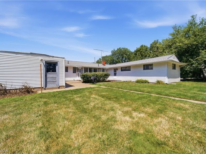 3304 Beverly Avenue NE, Canton, OH 44714 Photo 35