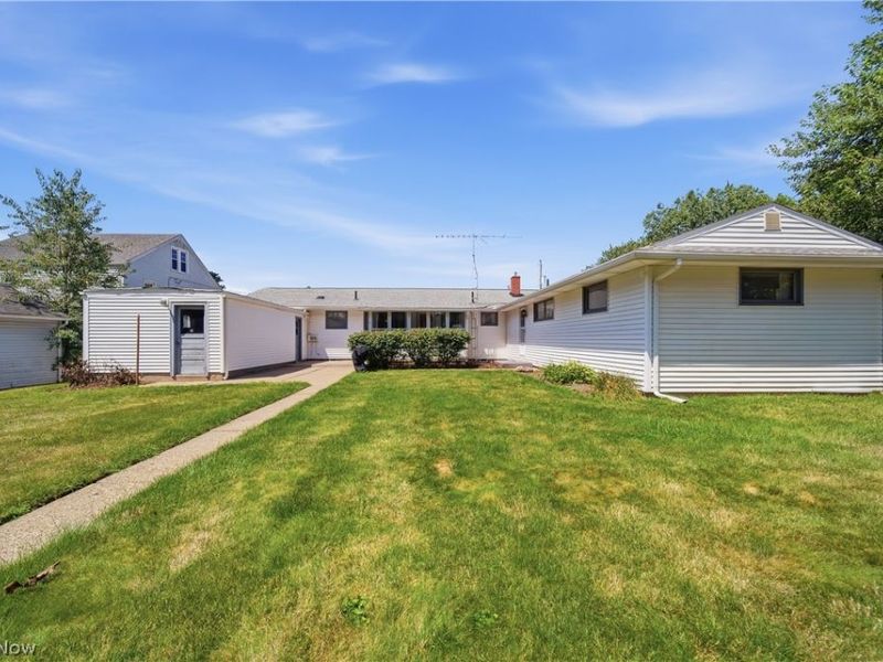 3304 Beverly Avenue NE, Canton, OH 44714 Photo 36