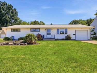 3304-3306 Beverly Avenue NE, Canton, OH 44714