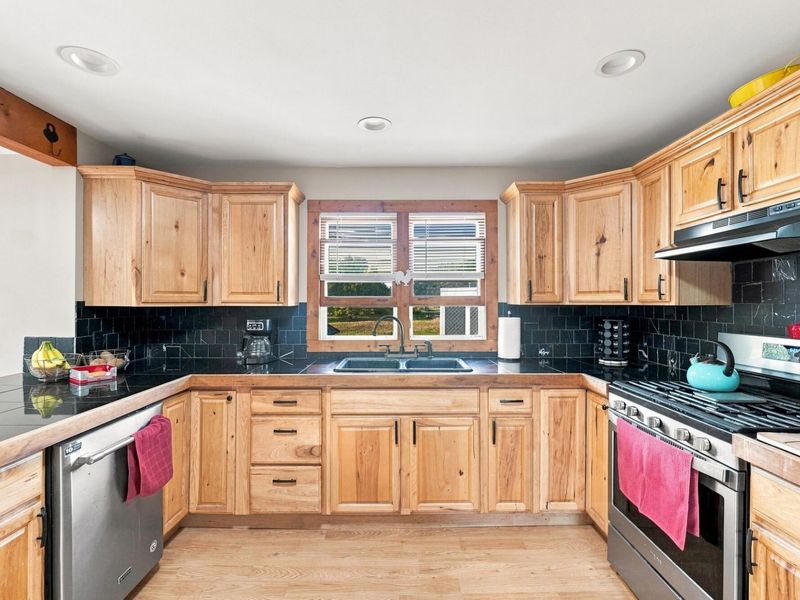 20731 Ohio 664 , South Bloomingville, OH 43152 Photo 18