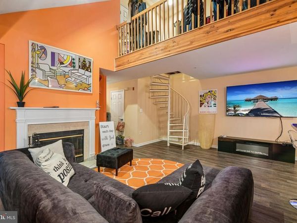 9805 LAKE POINTE COURT, Unit 304, UPPER MARLBORO, MD 20774