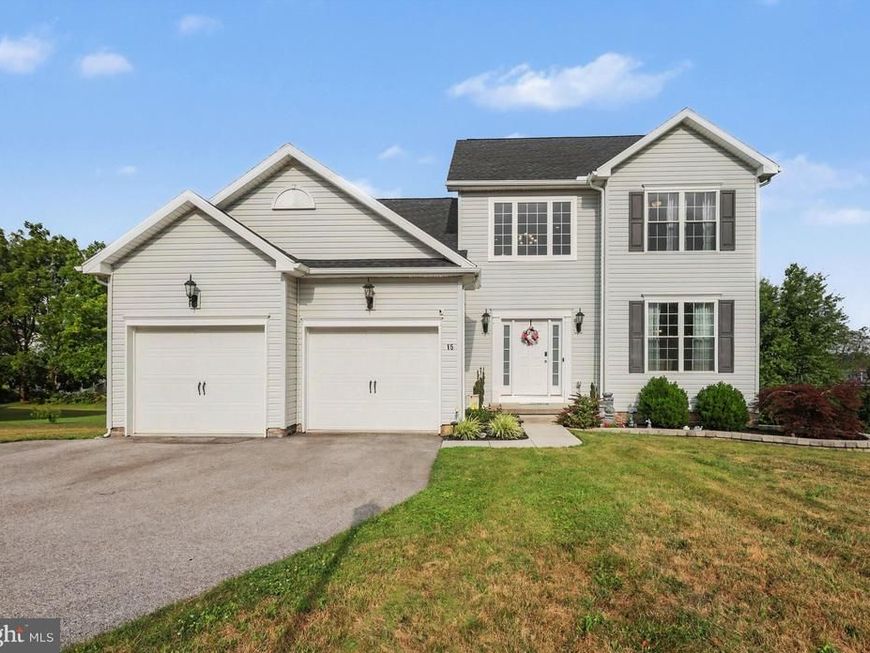 15 Cantera Way, Hanover, PA 17331 Main Photo