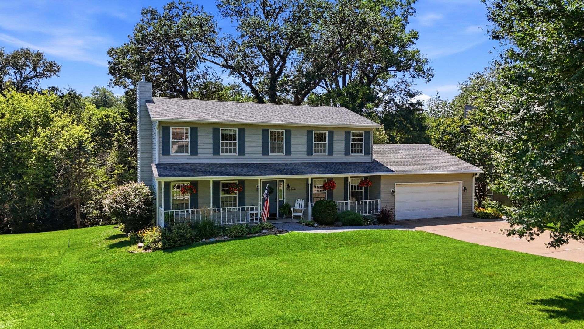1737 Arbor Oaks, Muscatine, IA 52761 Main Photo