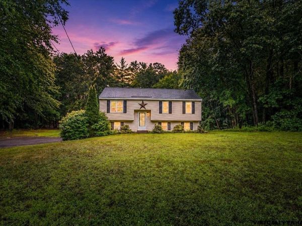 329 Whittier Drive, Fremont, NH 03044