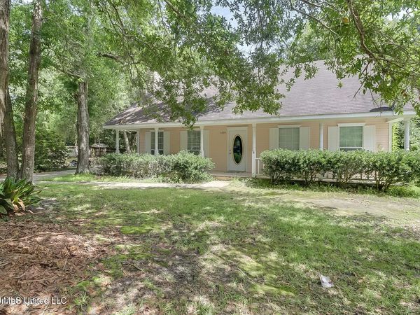 9228 Pointe Aux Chenes Road, Ocean Springs, MS 39564