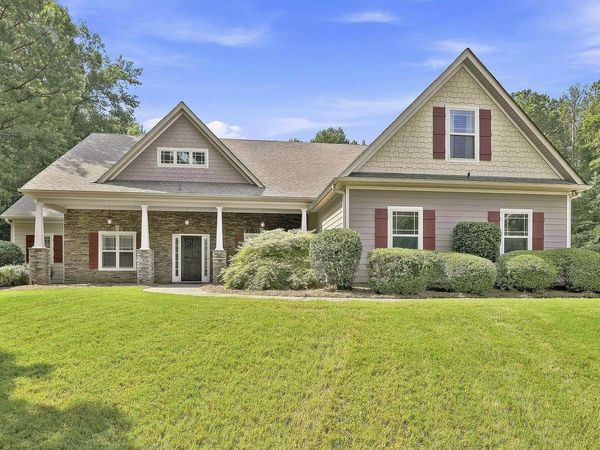 70 Double Creek Court, Senoia, GA 30276
