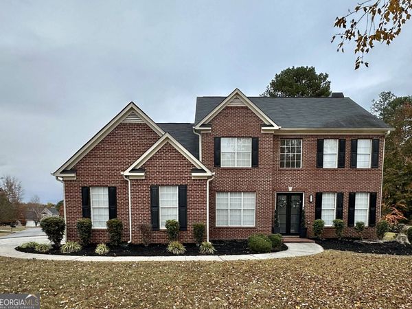 405 Caxton Court SW, South Fulton, GA 30331
