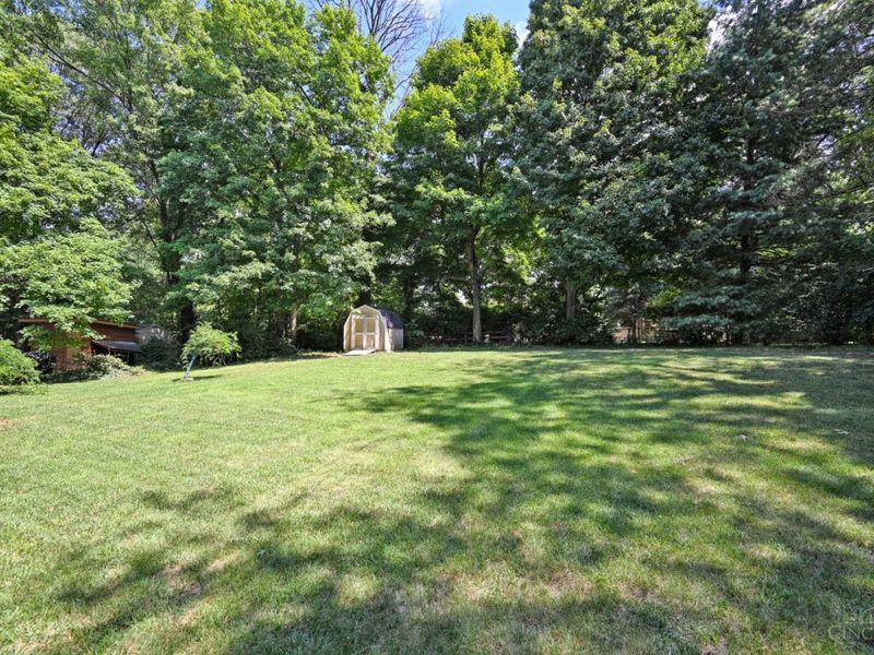 1051 Roxie Lane, Cincinnati, OH 45224 Photo 41