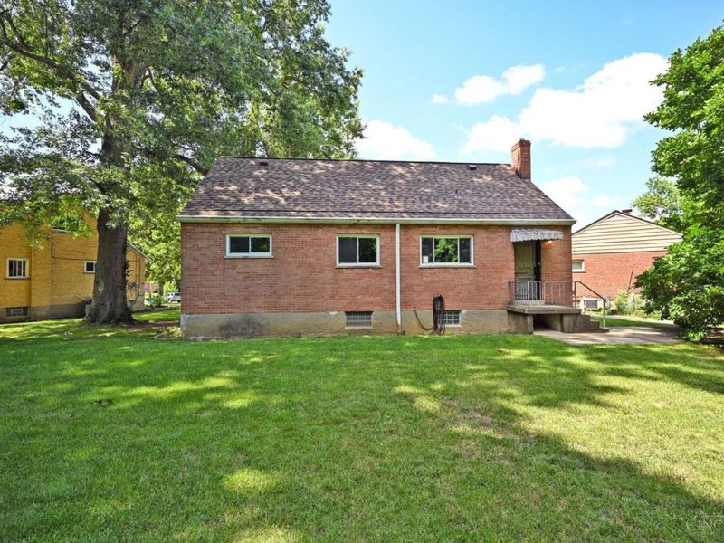 1051 Roxie Lane, Cincinnati, OH 45224 Photo 48