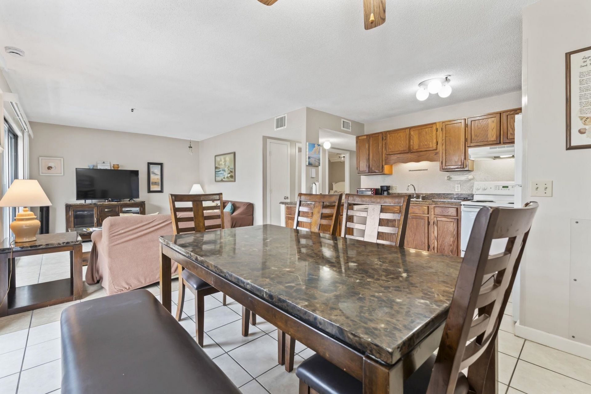 5905 S Kings Hwy. Photo 23