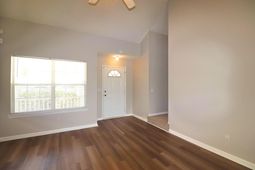 294 Hastings Drive photo 4