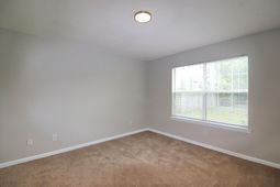 294 Hastings Drive photo 4