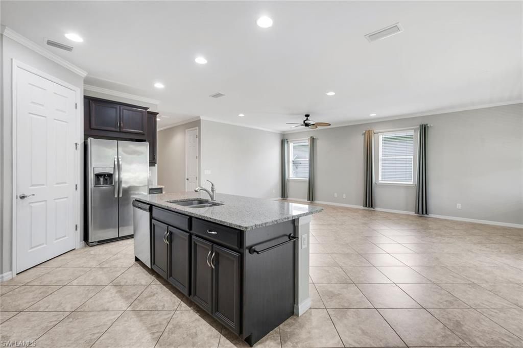 2899 Sunset Pointe Cir , Cape Coral, FL 33914 Photo