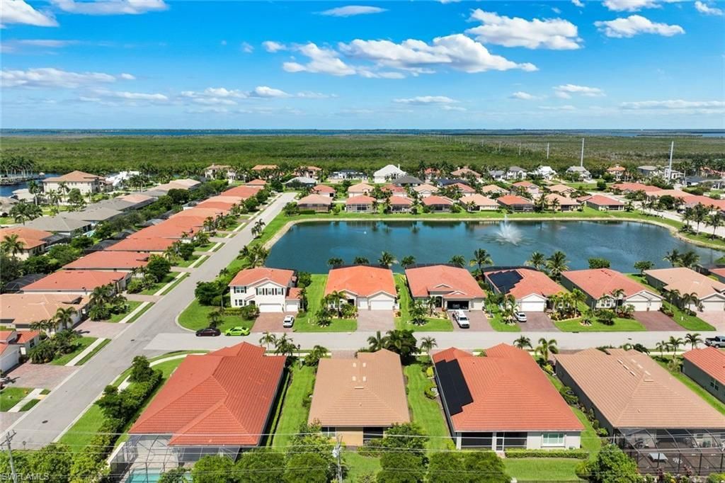 2899 Sunset Pointe Cir , Cape Coral, FL 33914 Photo