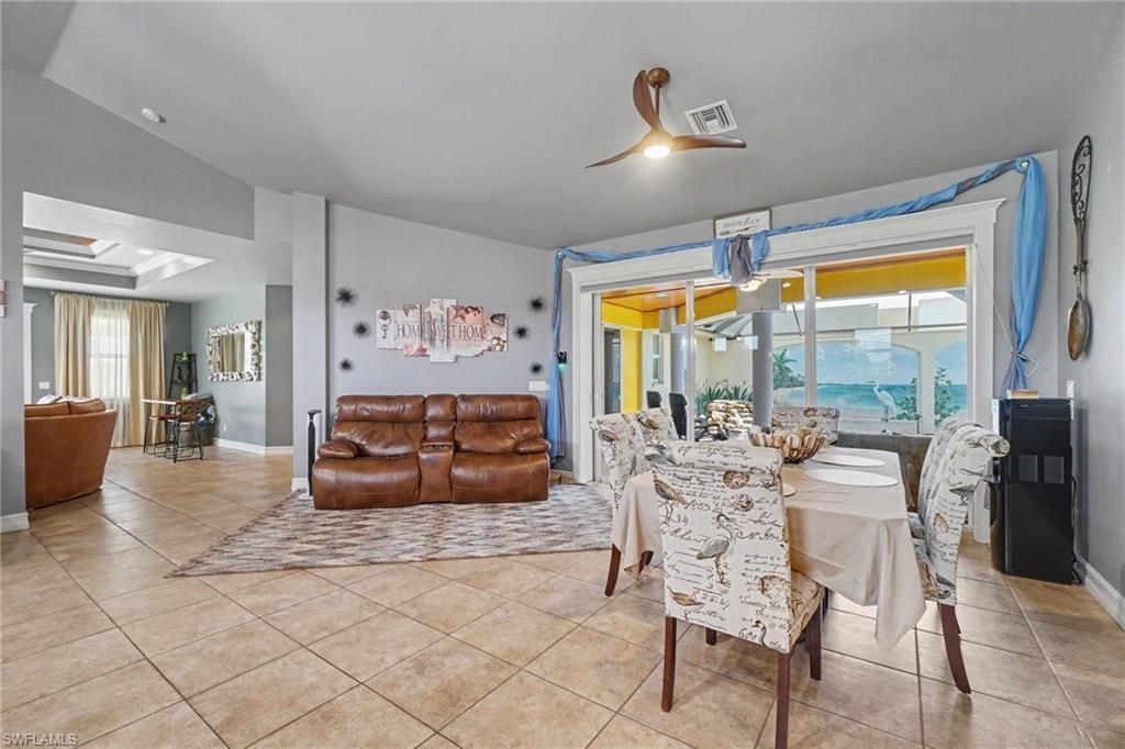 2911 NW 14th Ter, Cape Coral, FL 33993 Photo