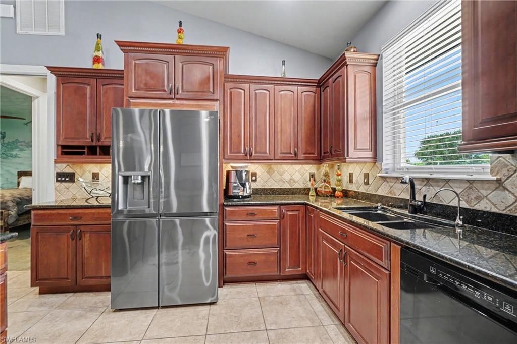 2911 NW 14th Ter, Cape Coral, FL 33993 Photo