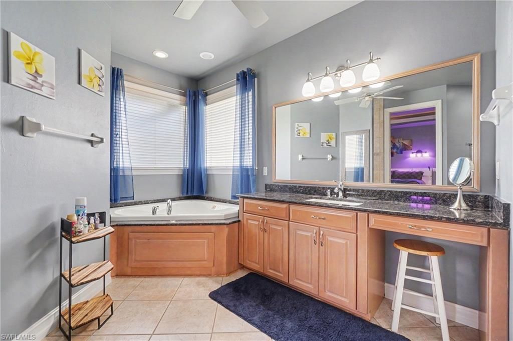 2911 NW 14th Ter, Cape Coral, FL 33993 Photo