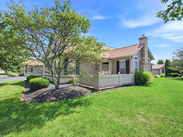 850 Lambton Circle W, Lancaster, OH 43130