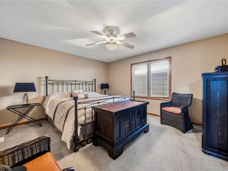 1452 Lake Vue Drive , Roaming Shores, OH 44085 Photo 19