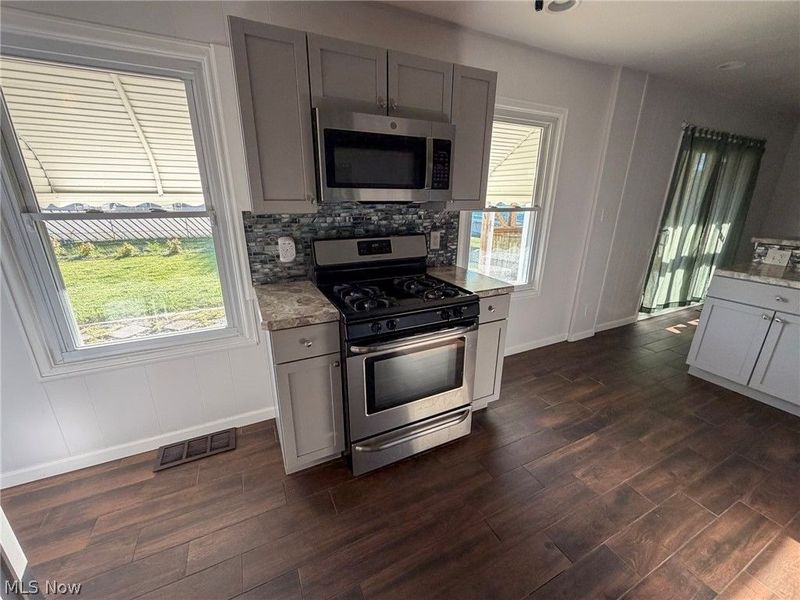 568 Purdue Avenue, Austintown, OH 44515 Photo 12