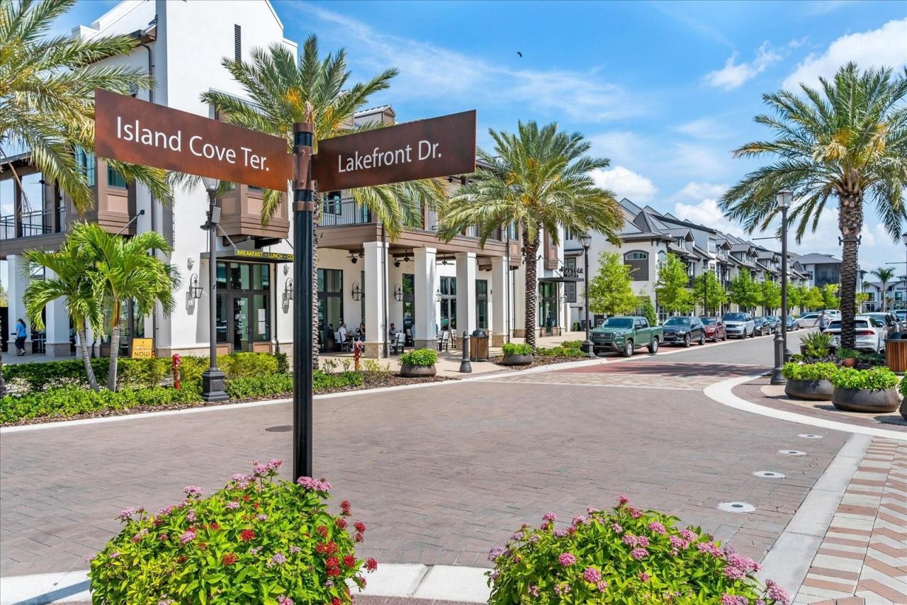 8933 Manor Loop , Unit 204, Lakewood Ranch, FL 34202 Photo
