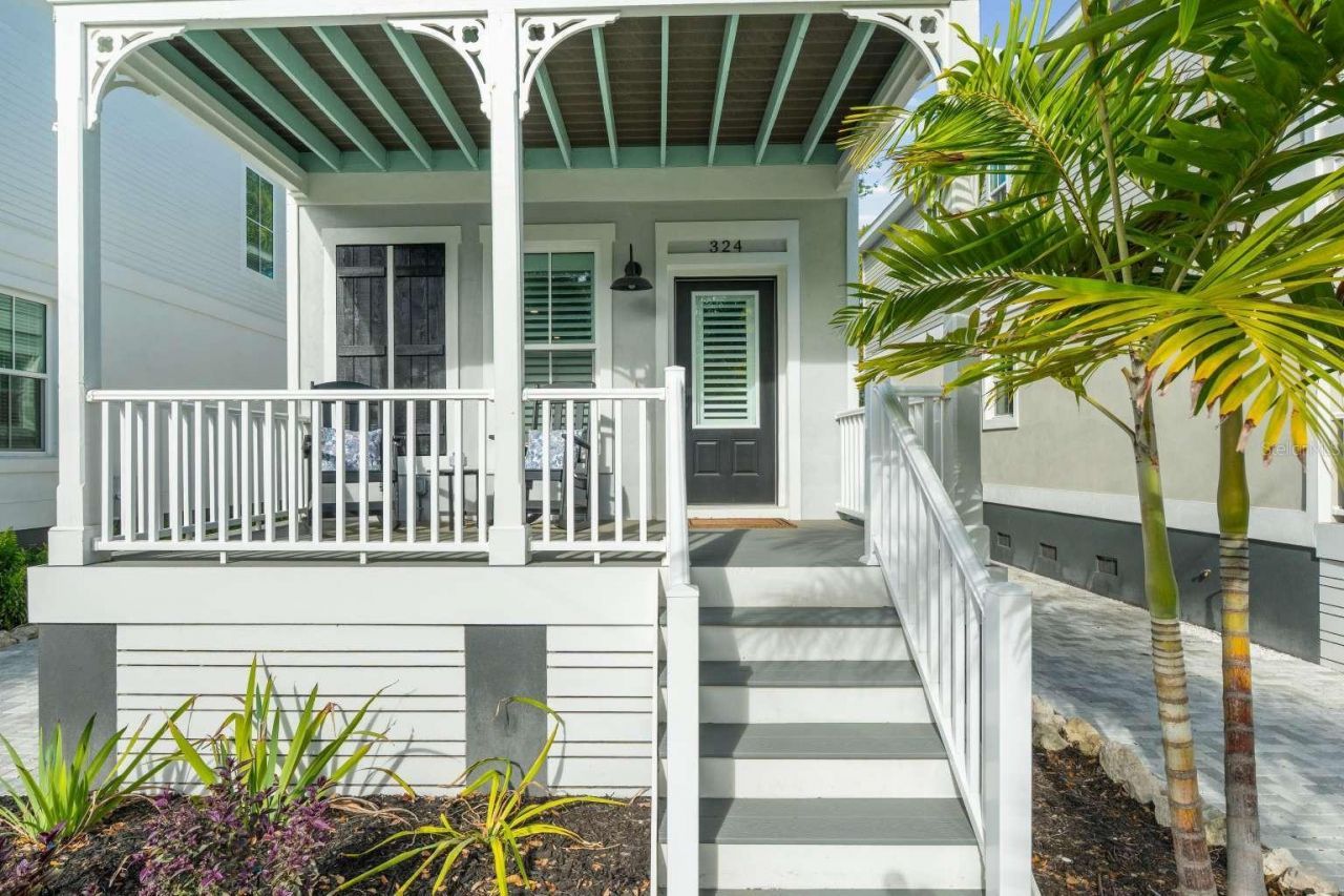 324 6th Street E, Bradenton, FL 34208 Photo