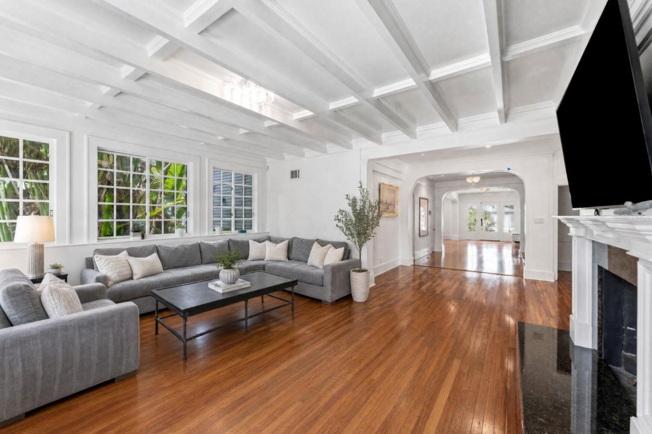403 Magnolia Drive, Clearwater, FL 33756 Photo