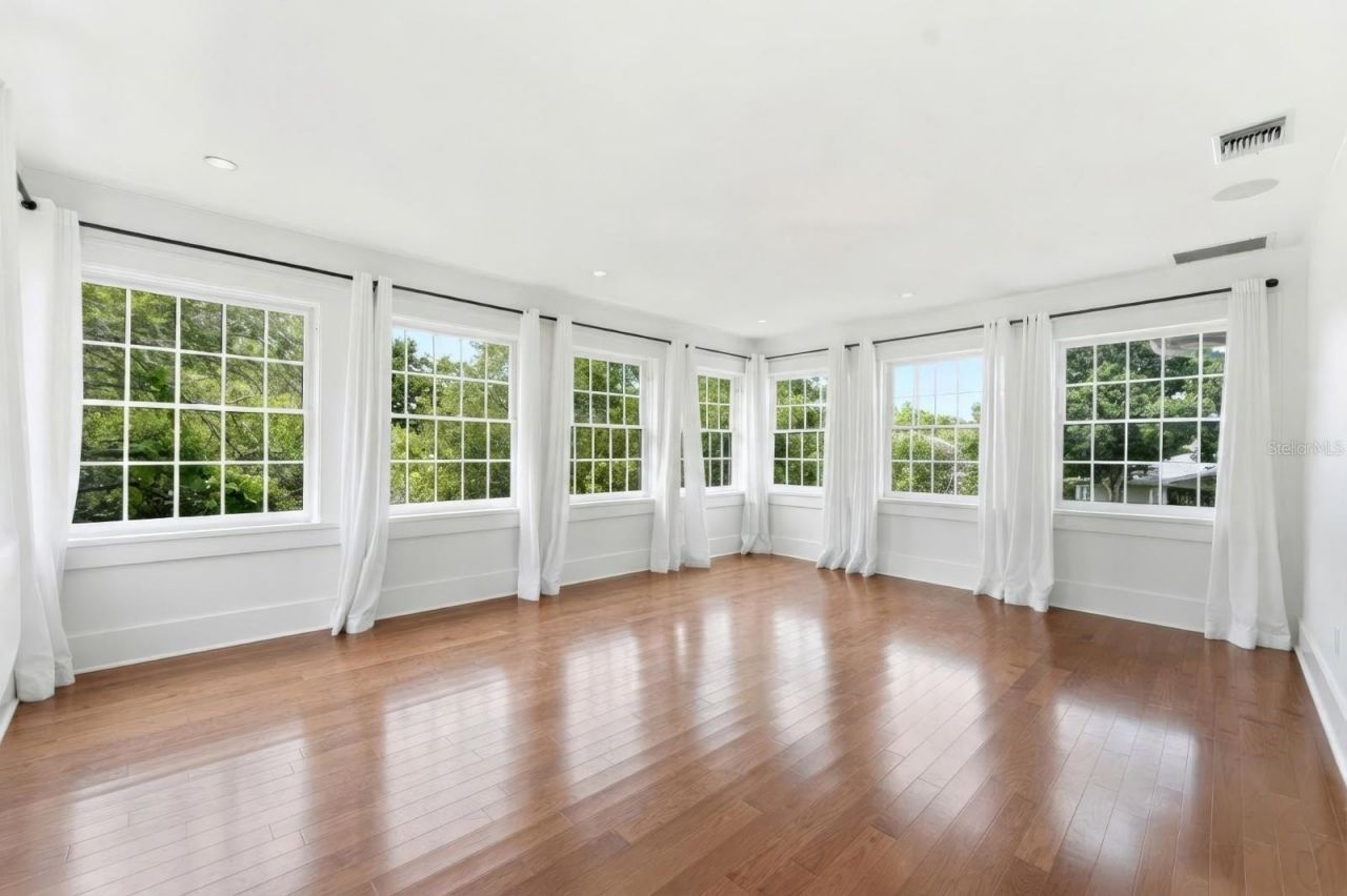 403 Magnolia Drive, Clearwater, FL 33756 Photo