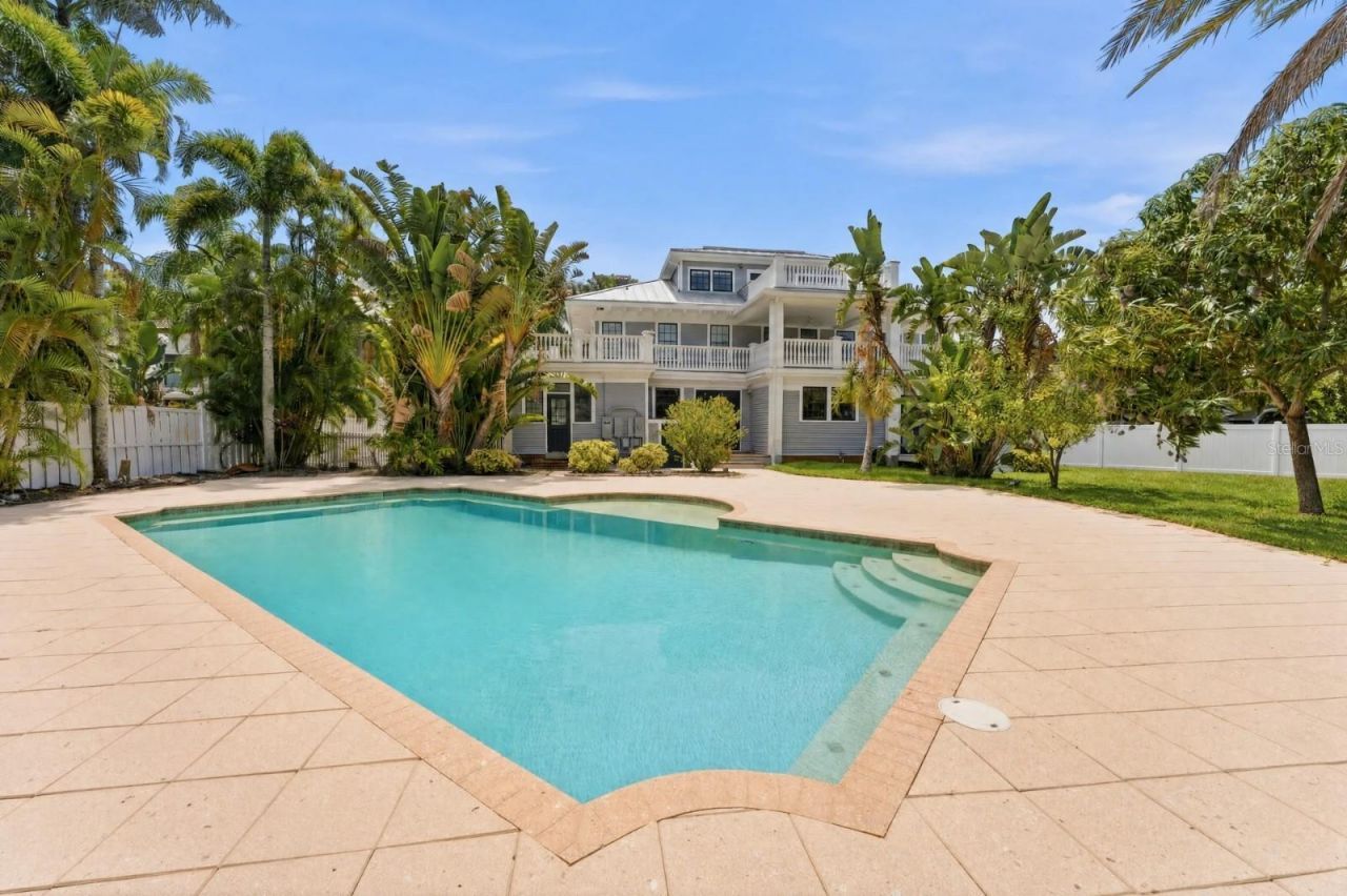 403 Magnolia Drive, Clearwater, FL 33756 Photo