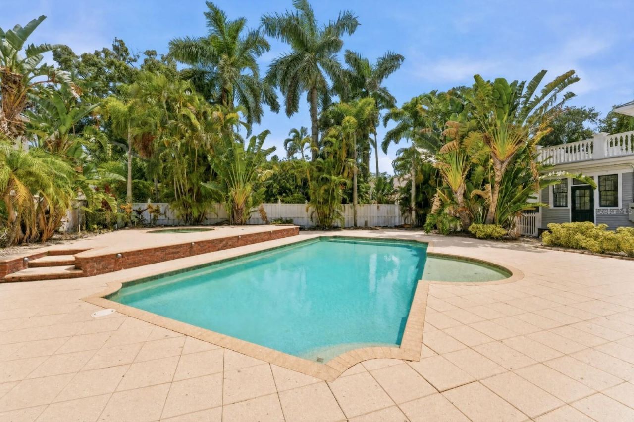403 Magnolia Drive, Clearwater, FL 33756 Photo