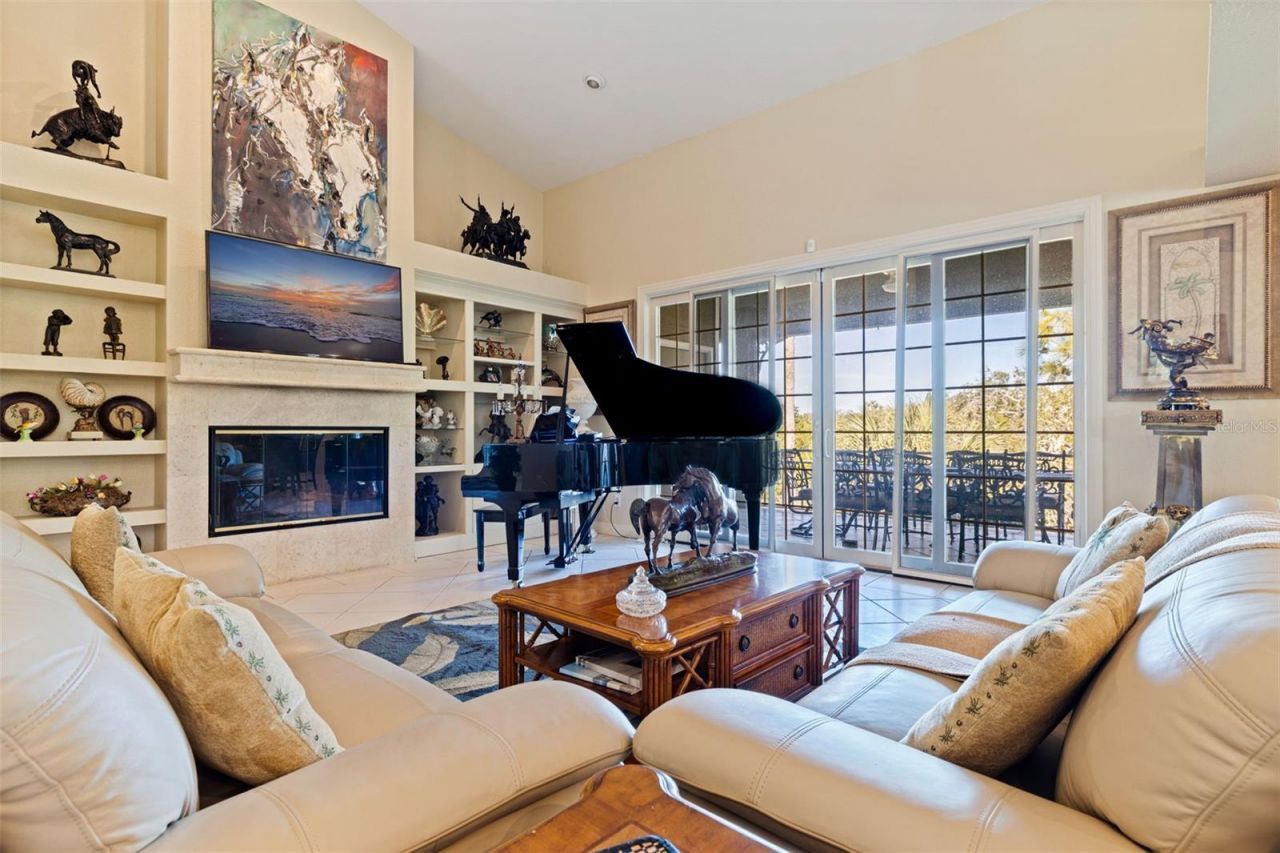 2000 Bayview Drive, Tierra Verde, FL 33715 Photo