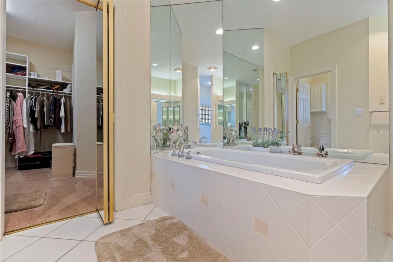 2000 Bayview Drive, Tierra Verde, FL 33715 Photo