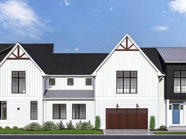 456 Bastle Wynd, Unit 2, Port Washington, WI 53074