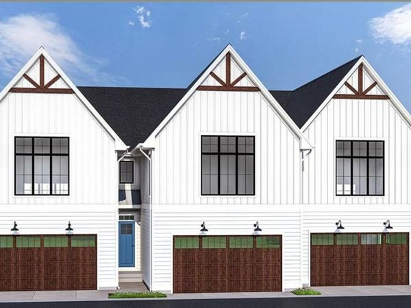 468 Bastle Wynd, Unit 4, Port Washington, WI 53074