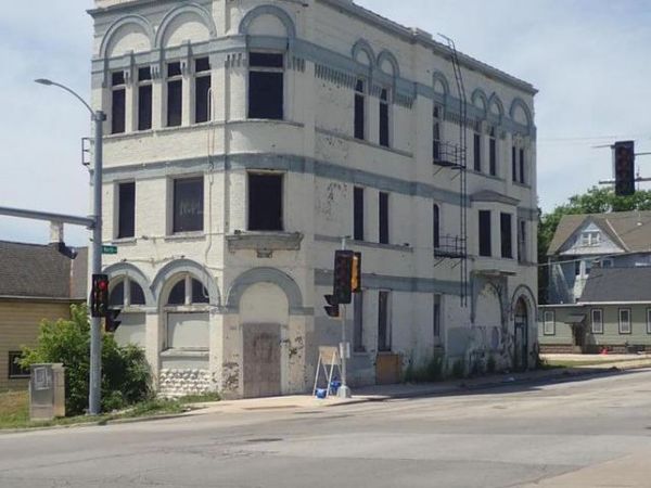 2249 N Humboldt AVENUE, Milwaukee, WI 53212