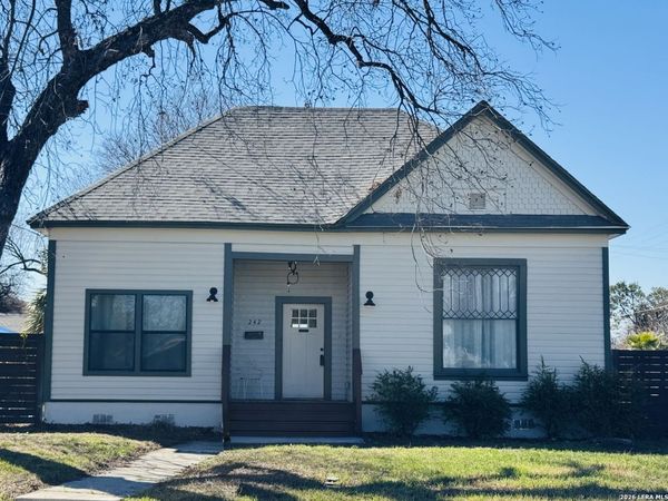242 Furnish Ave., San Antonio, TX 78204