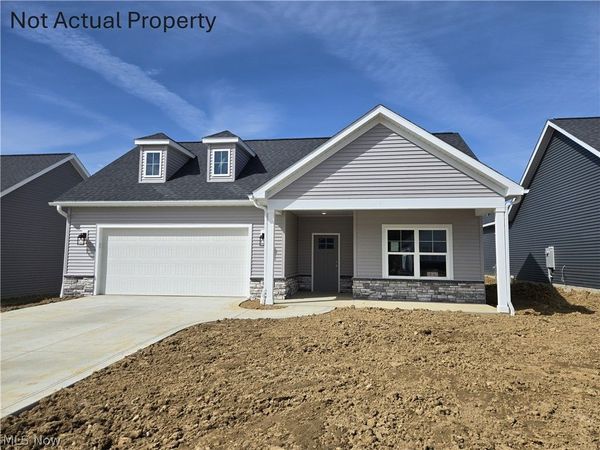 4304 Evergreen Court , North Canton, OH 44720