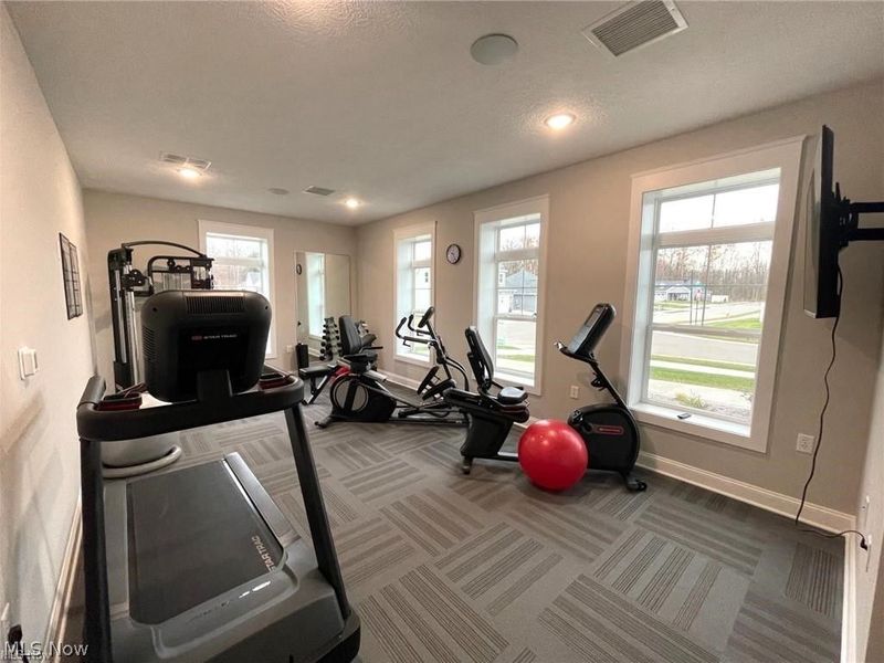 4304 Evergreen Court, North Canton, OH 44720 Photo 5