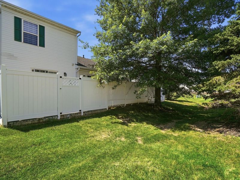 1893 Bashan Drive, Unit 77C, Columbus, OH 43228 Photo 28