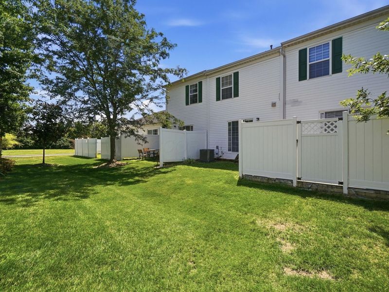 1893 Bashan Drive, Unit 77C, Columbus, OH 43228 Photo 29