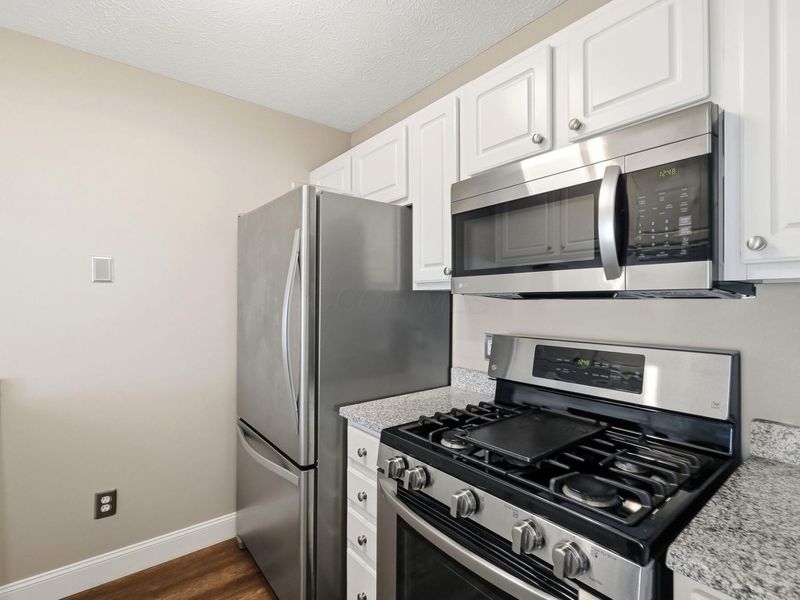 1893 Bashan Drive, Unit 77C, Columbus, OH 43228 Photo 9