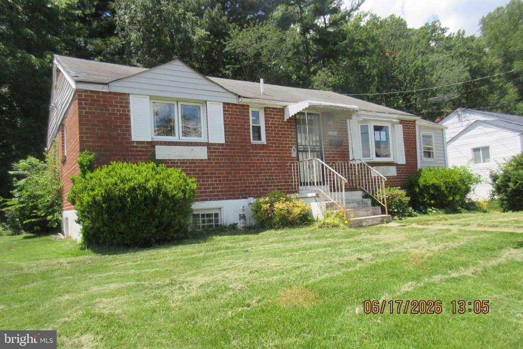 12902 EVANSTON STREET , ROCKVILLE, MD 20853