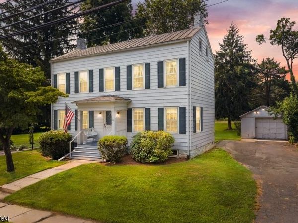 65 Washington St, Rocky Hill, NJ 08553