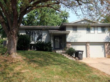 2212 N 121 Street, Omaha, NE 68164